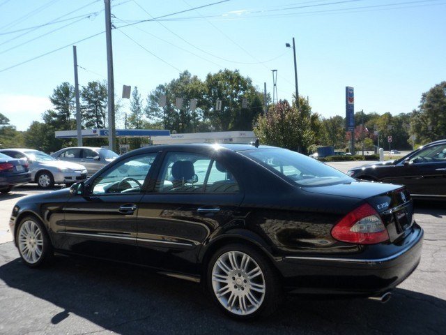 Mercedes-Benz E-Class 2008 photo 2