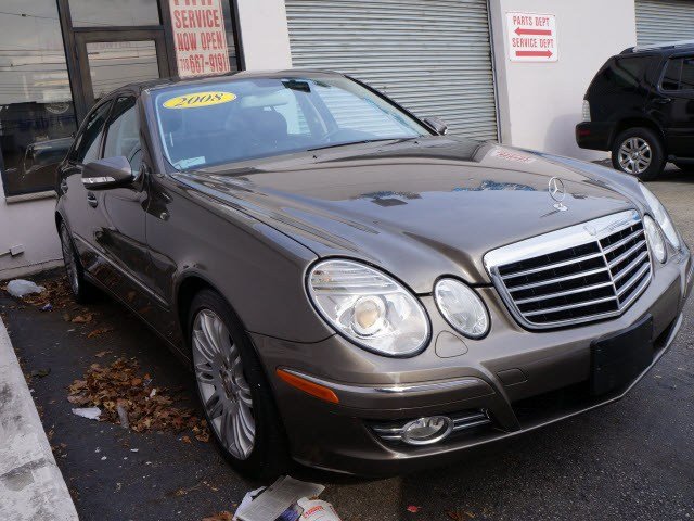 Mercedes-Benz E-Class 2008 photo 1