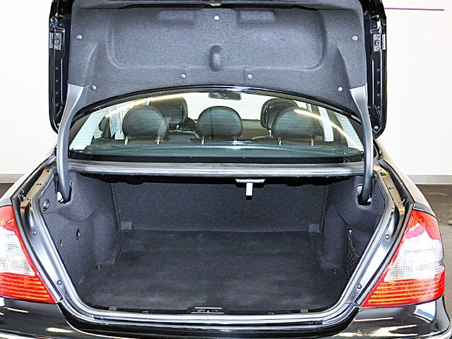 Mercedes-Benz E-Class 2008 photo 5