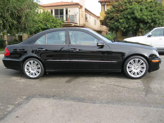 Mercedes-Benz E-Class 2008 photo 2