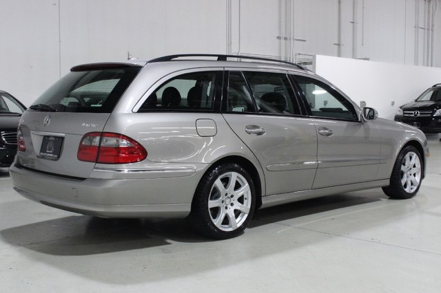 Mercedes-Benz E-Class 2008 photo 2