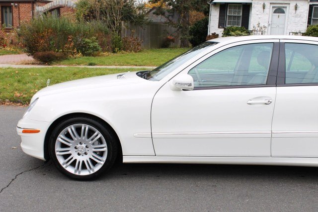 Mercedes-Benz E-Class 2008 photo 4