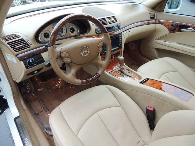 Mercedes-Benz E-Class 2008 photo 3