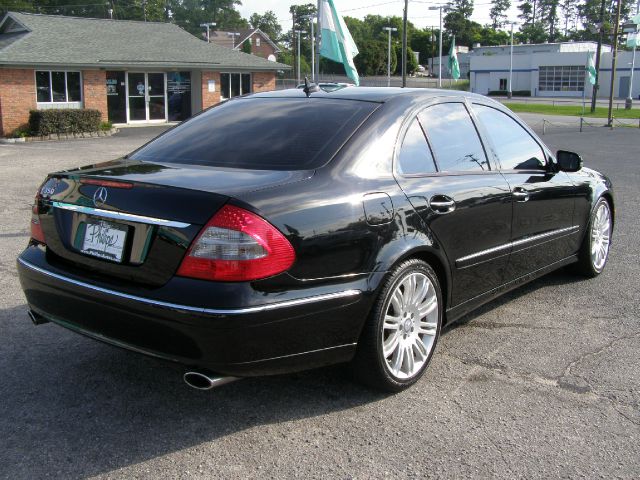 Mercedes-Benz E-Class 2008 photo 3