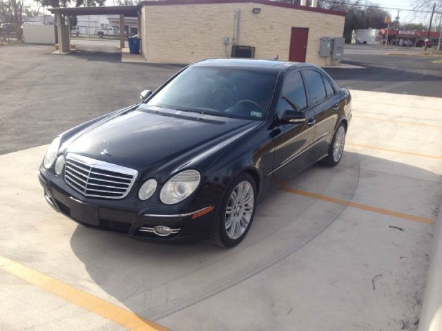 Mercedes-Benz E-Class 2008 photo 4