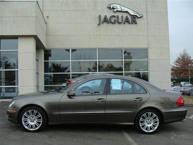 Mercedes-Benz E-Class 2008 photo 1