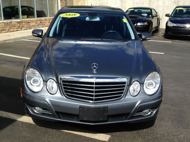 Mercedes-Benz E-Class 2008 photo 1