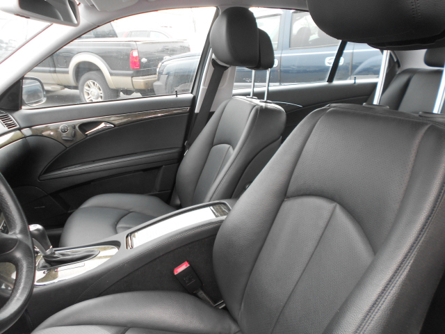 Mercedes-Benz E-Class 2008 photo 4