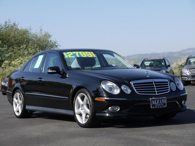 Mercedes-Benz E-Class 2009 photo 2
