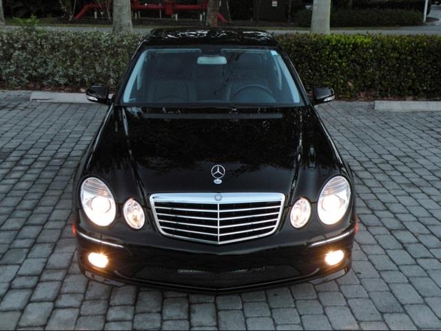 Mercedes-Benz E-Class 2009 photo 3