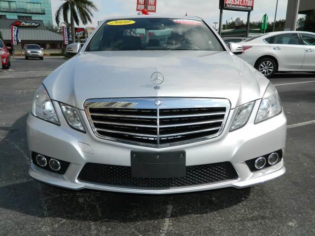 Mercedes-Benz E-Class 2010 photo 2