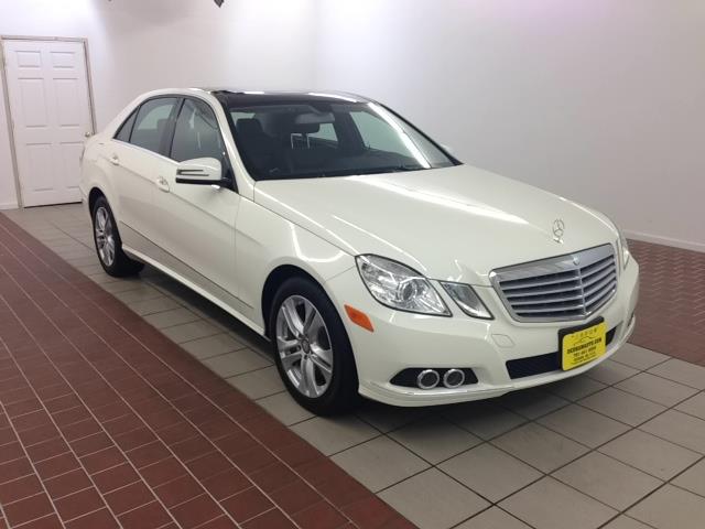 Mercedes-Benz E-Class 2010 photo 1