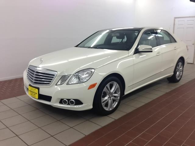 Mercedes-Benz E-Class 2010 photo 4