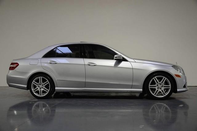 Mercedes-Benz E-Class 2010 photo 2