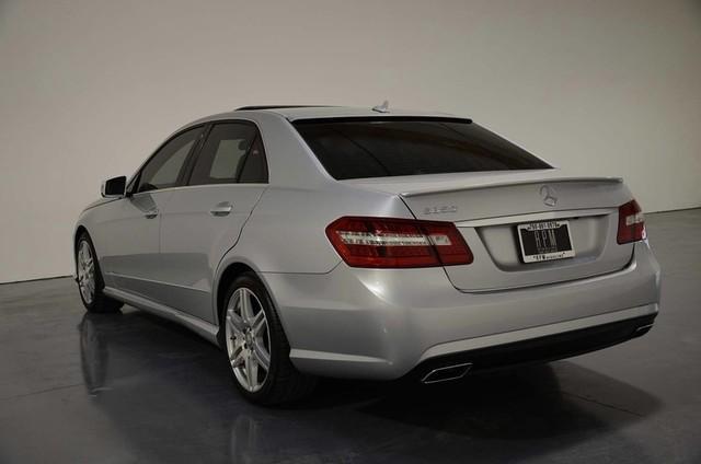 Mercedes-Benz E-Class 2010 photo 3