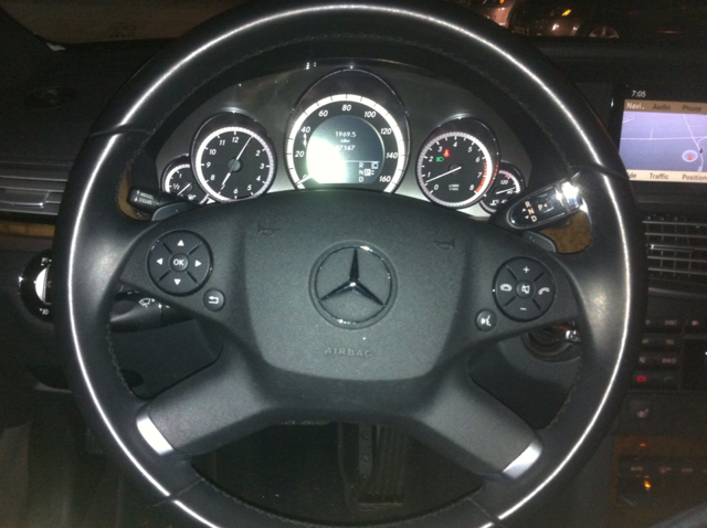 Mercedes-Benz E-Class 2010 photo 3