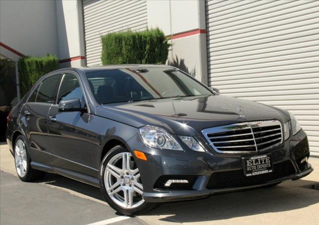 Mercedes-Benz E-Class 2010 photo 3