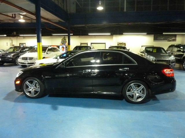 Mercedes-Benz E-Class 2010 photo 3