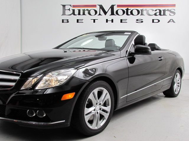 Mercedes-Benz E-Class 2011 photo 3