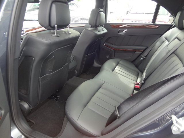 Mercedes-Benz E-Class 2011 photo 3