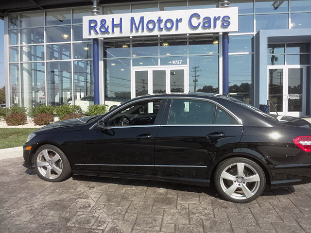 Mercedes-Benz E-Class 2011 photo 1