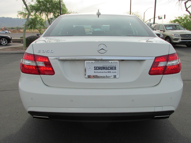 Mercedes-Benz E-Class 2011 photo 5