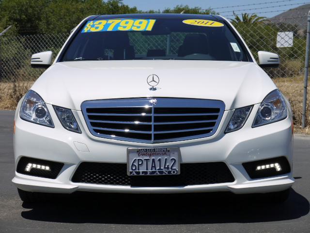 Mercedes-Benz E-Class 2011 photo 1