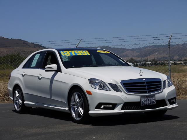 Mercedes-Benz E-Class 2011 photo 2