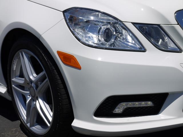 Mercedes-Benz E-Class 2011 photo 3