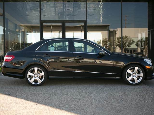 Mercedes-Benz E-Class 2011 photo 3