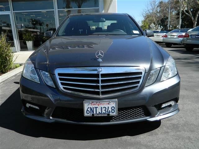 Mercedes-Benz E-Class 2011 photo 1