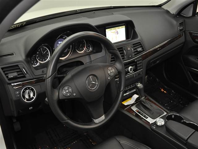 Mercedes-Benz E-Class 2011 photo 5