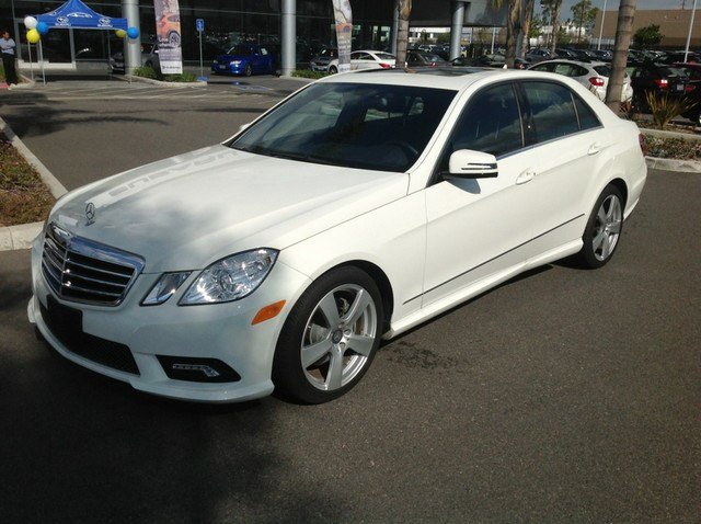 Mercedes-Benz E-Class 2011 photo 1