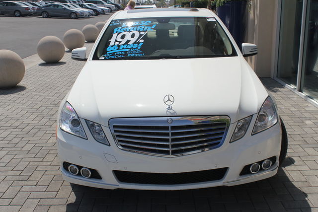 Mercedes-Benz E-Class 2011 photo 4