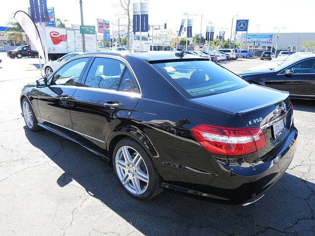 Mercedes-Benz E-Class 2011 photo 4