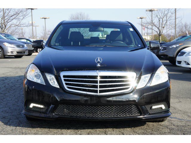 Mercedes-Benz E-Class 2011 photo 1