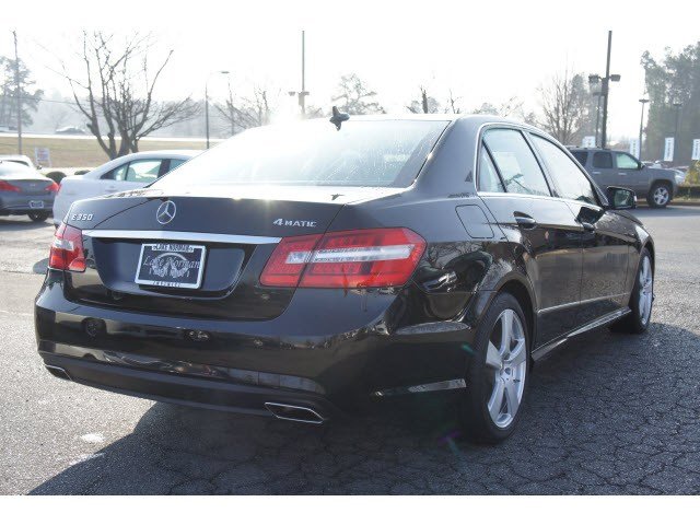 Mercedes-Benz E-Class 2011 photo 5