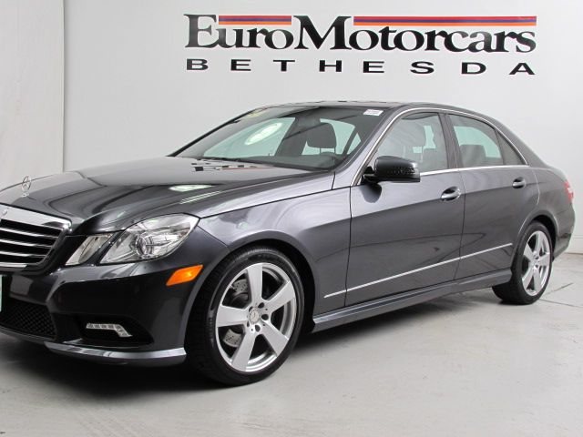 Mercedes-Benz E-Class 2011 photo 3