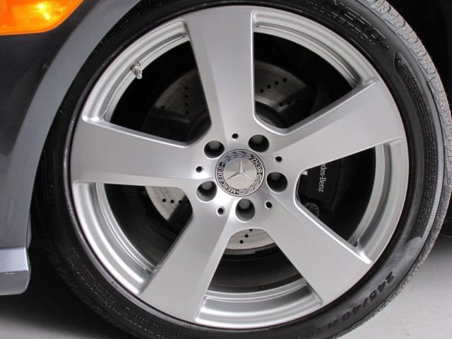 Mercedes-Benz E-Class 2011 photo 4