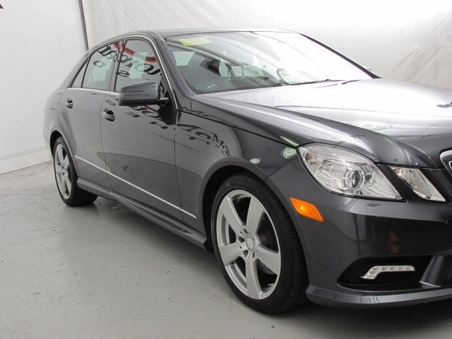 Mercedes-Benz E-Class 2011 photo 5