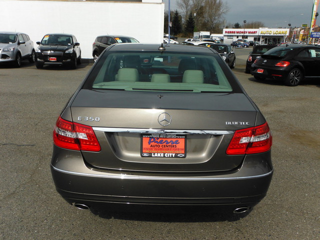 Mercedes-Benz E-Class 4dr Sdn GLS Turbo Manual Unspecified