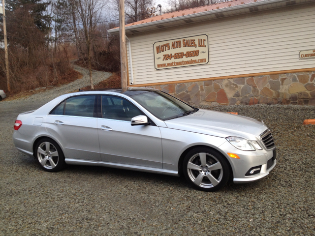 Mercedes-Benz E-Class 2011 photo 1