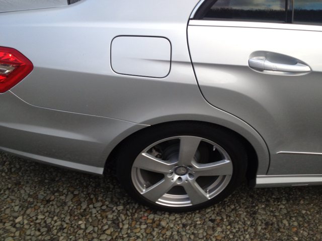 Mercedes-Benz E-Class 2011 photo 3