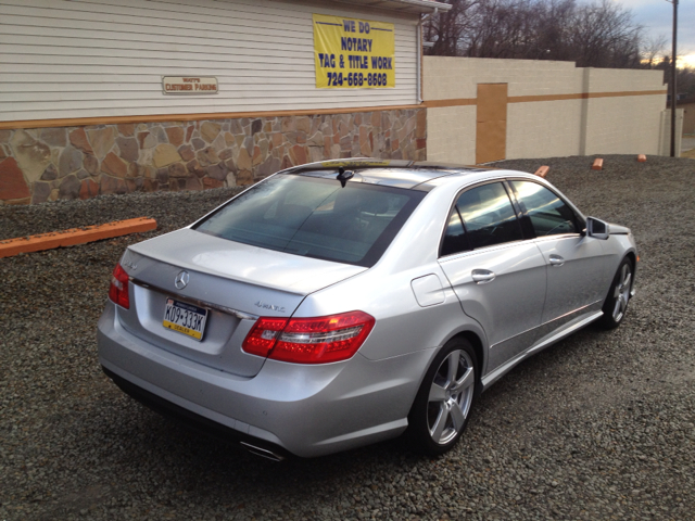 Mercedes-Benz E-Class 2011 photo 4