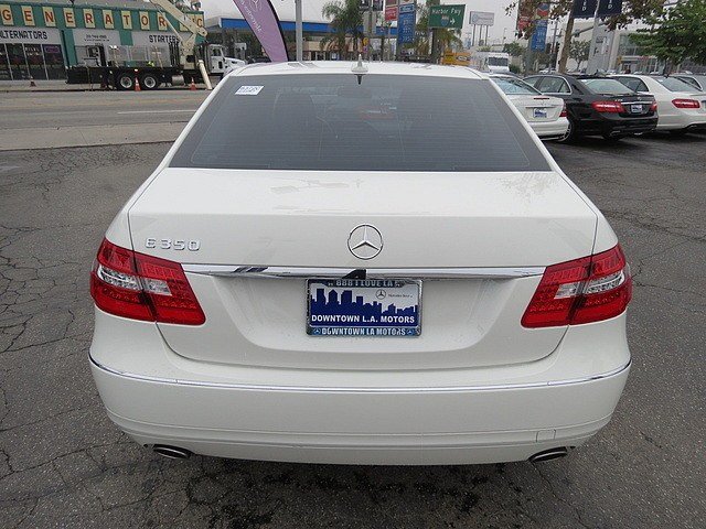 Mercedes-Benz E-Class 2011 photo 5