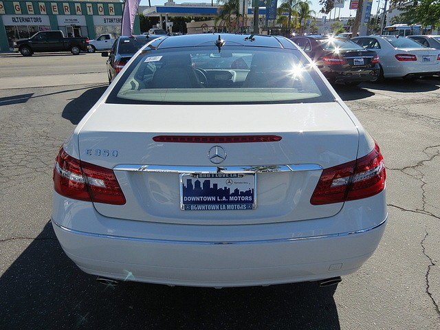 Mercedes-Benz E-Class 2011 photo 3