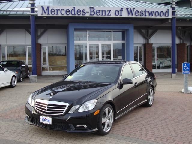 Mercedes-Benz E-Class 2011 photo 5