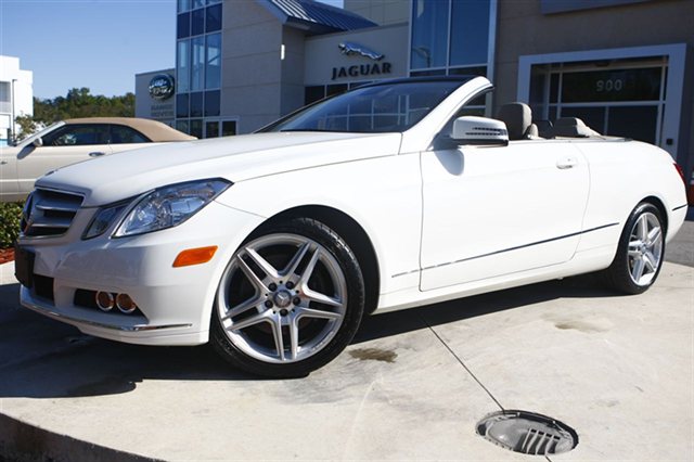 Mercedes-Benz E-Class 2011 photo 5