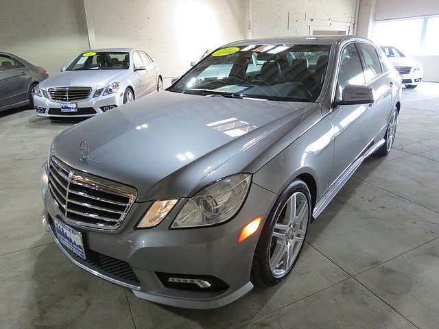 Mercedes-Benz E-Class 2011 photo 3