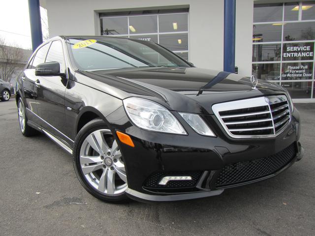 Mercedes-Benz E-Class 2011 photo 2